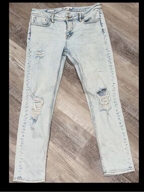Light Blue Distressed Ankle Jeans